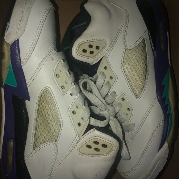 Air Jordan Grape 5 - Picture 2 of 6